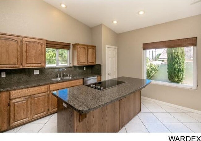 Photo - 4 Bedroom House Across from Golf Course! *HOME IS CURRENTLY OCCUPIED, PLEASE DO NOT DISTURB THE T...