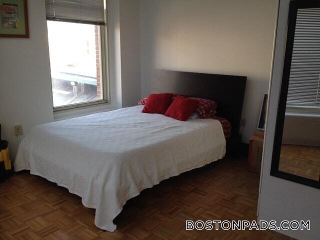 Photo - 61 Brookline Ave Unidad 303