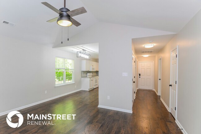 Photo - 4120 Lake Rd