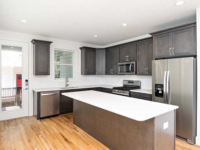 Redfield-Villages-Apartment-Homes-Near-NC-State-109-Turner-St-Spacious-Kitchen-with-Kitchen-Island