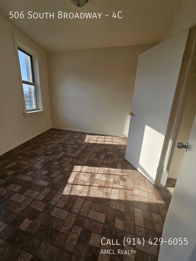 Building Photo - 506 S Broadway Unit 4C Rental