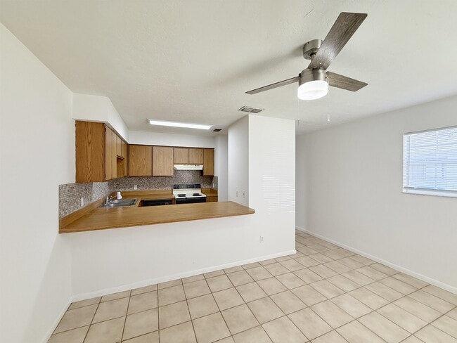 Photo - 3815 Osprey Cir Unidad D