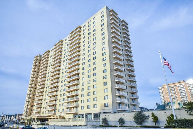 Photo - 5000 Boardwalk Unit 401