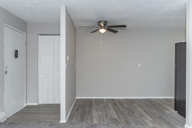 Photo - The Courtyard Apartments