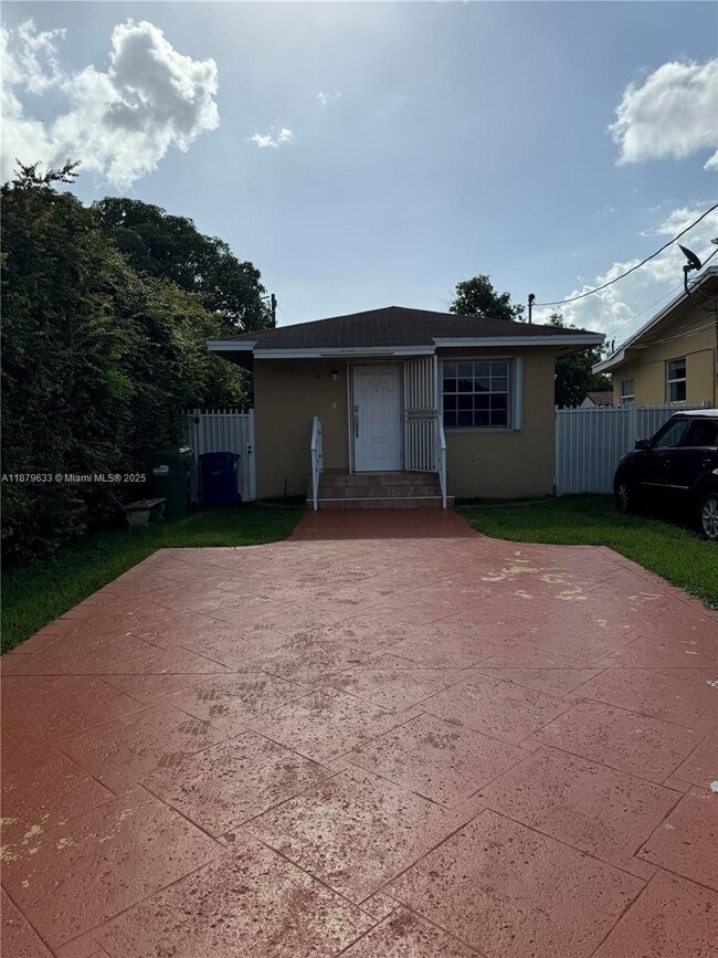 Building Photo - 445 SW 78th Pl Rental