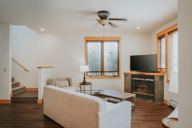 Photo - 20 Limber Pine Pl