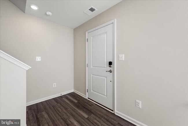 Photo - 403 18th Ave