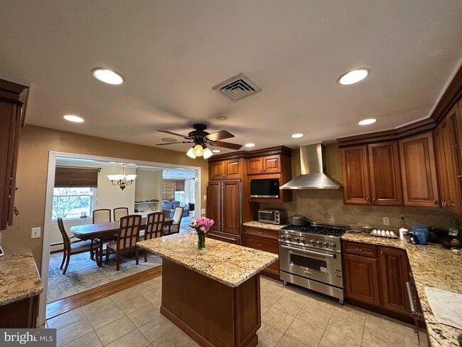 Photo - 55 Paschall Rd