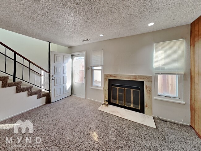 Photo - 977 Boxcar Ln