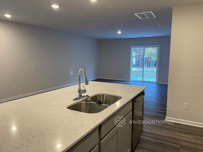 Photo - 5113 Cameron Cmns Pkwy