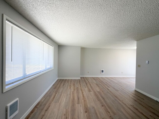 Photo - 6131-6131 Onyx Ave Unit 6131