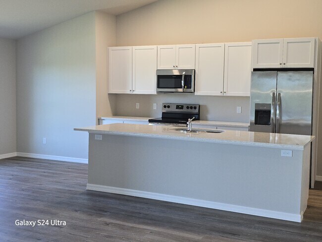 Photo - 2936 NW 4th Pl