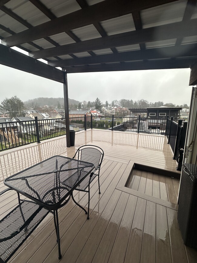 Photo - 18 Catherine St