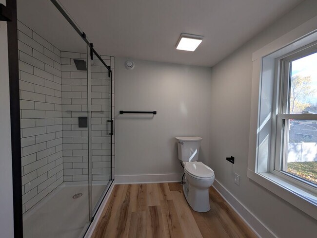 Photo - 125 Maple Manor Dr