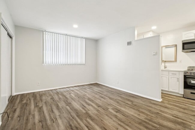 Photo - 1275 Federal Ave