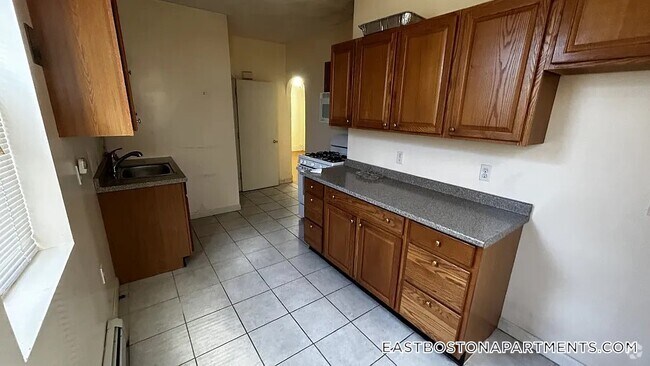 Building Photo - 108 Orleans St Rental