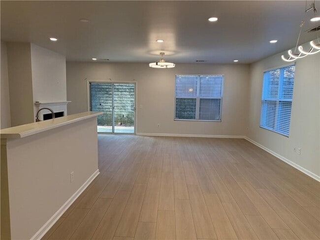 Photo - 3317 Fernview Dr