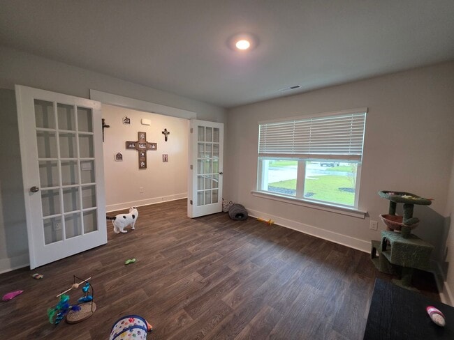 1219 Inner Banks Ln