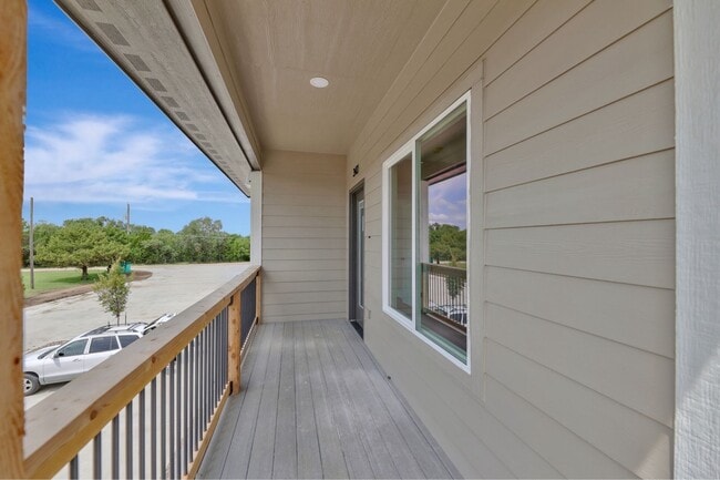 Photo - 357 Turnpike Rd