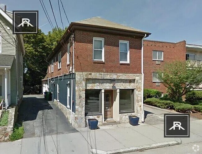 Building Photo - 1 bedroom in Newton MA 02459 Unit 2 Rental