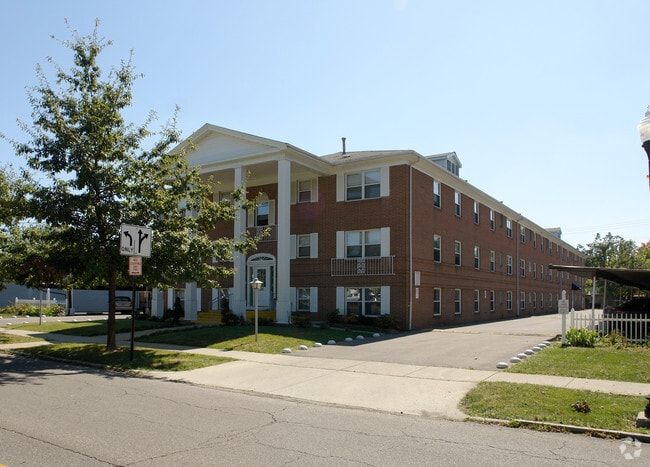 Indian Oaks Apartments For Rent In Columbus Oh Forrent Com