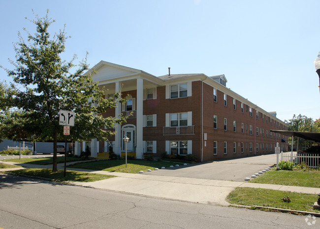 Indian Oaks - Indian Oaks Apartments