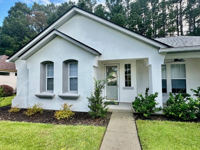 310 Hampton Pl