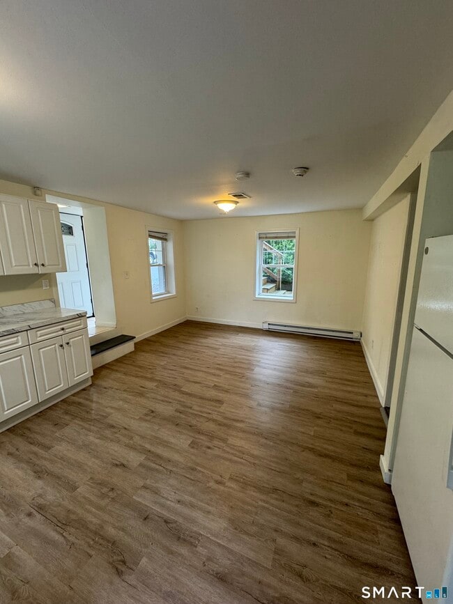 Photo - 41 Hubbard Pl