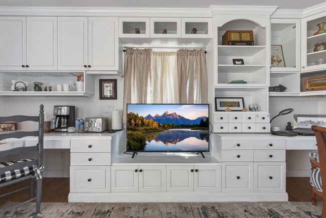 Photo - 4178 Ince Blvd Unidad #B