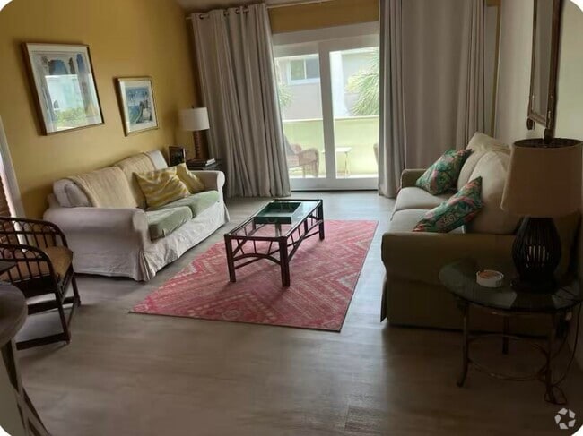 Building Photo - 6300 Jimmy Buffett Mem Hwy Unit 2D Rental