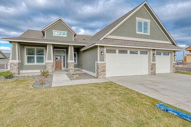 546 Summerview Ln, Richland - 546 Summerview Ln, Richland House