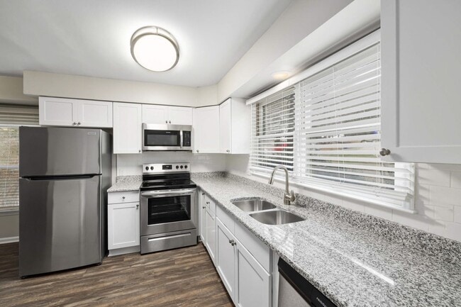 Sunstone Apartments