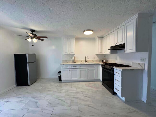 Photo - Badillo Apartments Unit 19