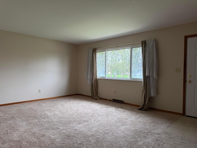 Photo - 4979 Godown Rd Unit 4979