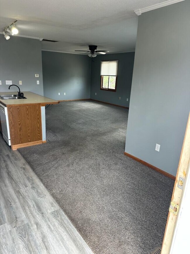 1208 Koestner St Unidad 5