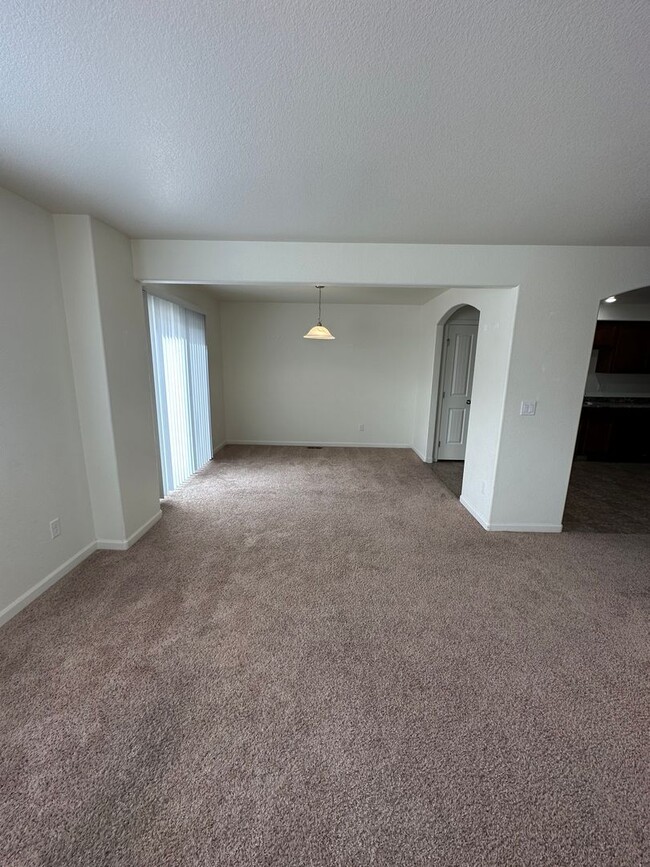 4 BEDROOM, 3.5 BATHROOM, SADDLE RIDGE TWIN... - 4 BEDROOM, 3.5 BATHROOM, SADDLE RIDGE TWIN... Casa