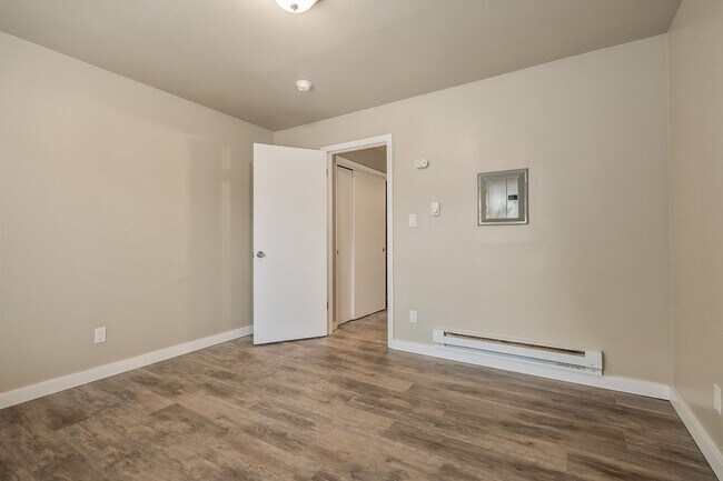 Photo - Ash Creek Apartments