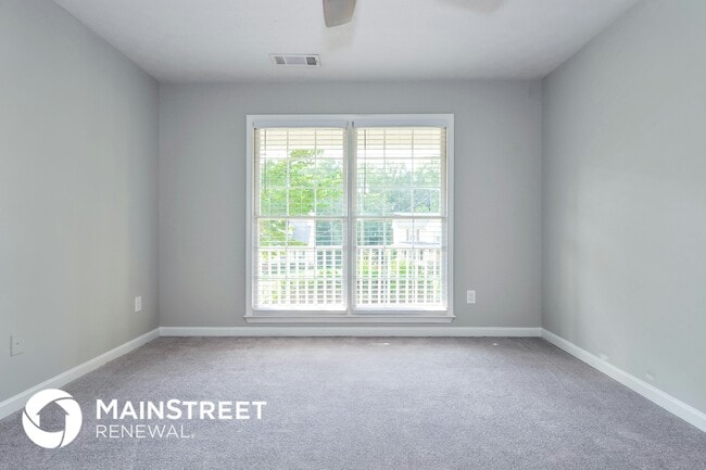 Photo - 160 Willow Tree Terrace