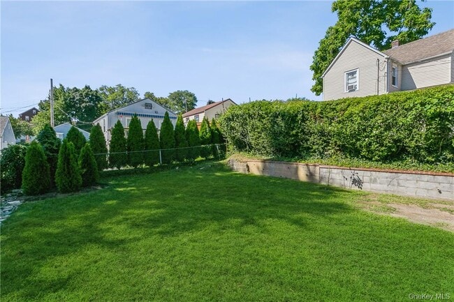 Photo - 156 Bellevue Pl