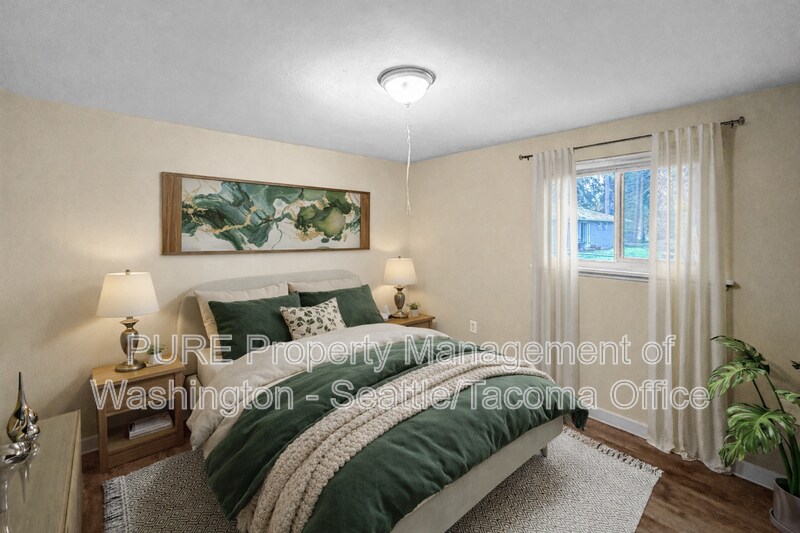 Photo - 15501 Grant Ave SW Unit 3