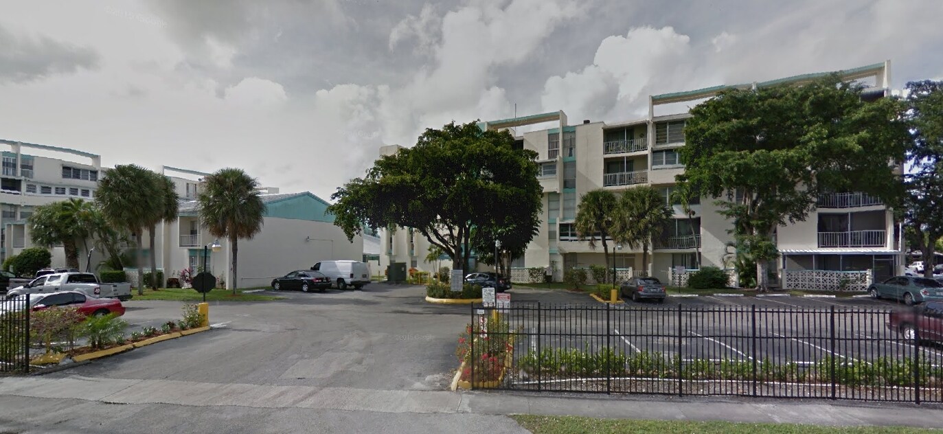 Primary Photo - Newport at Lauderhill Apartments