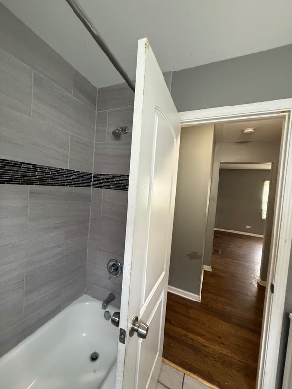 Photo - 16963 Shea Ave
