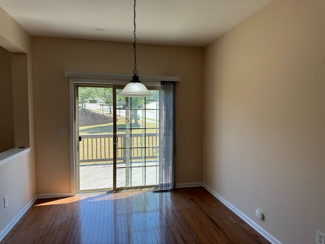 Room in House on Kinsley Pl