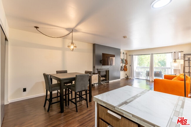 Photo - 5213 Raintree Cir