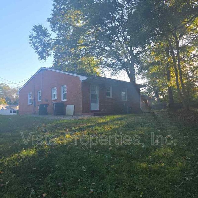 Photo - 1622 Haskin Ave