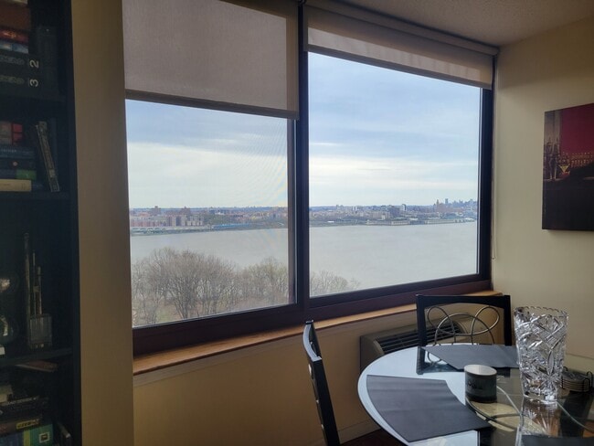 Photo - 100 Old Palisade Rd Unidad 2104