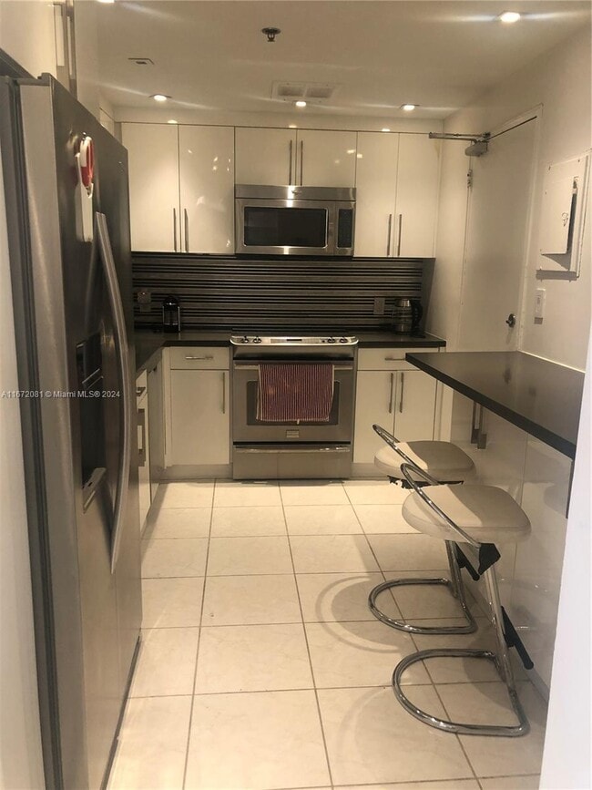 Photo - 10185 Collins Ave Unit #319