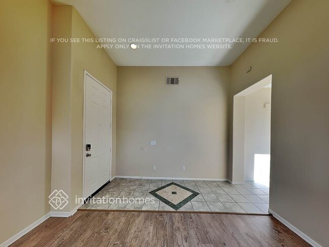 Photo - 1678 Bella Regina Way