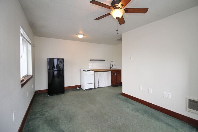 Photo - geach01 Unit 6628