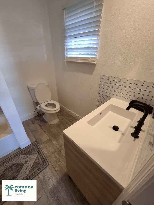 Photo - 1345 NE 5th Terrace